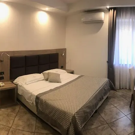 Il Castello Отель Terzigno